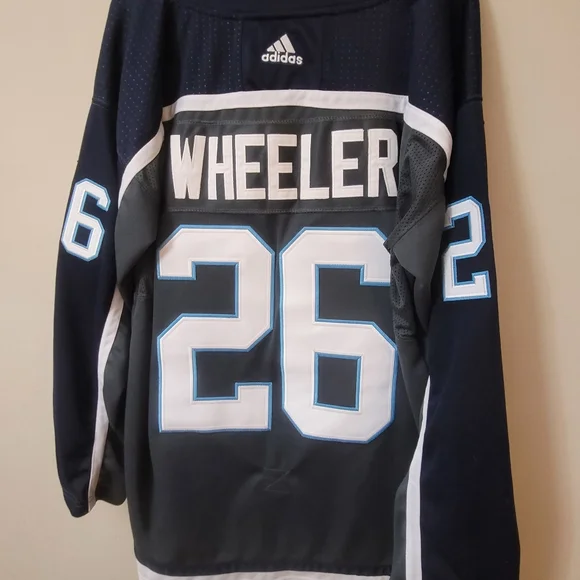 Winnipeg Jets Blake Wheeler #26 Replica jersey - Picture 7 of 16